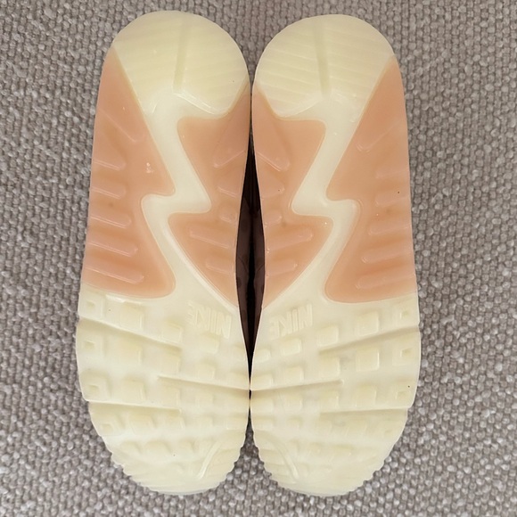 2021 Nike Air Max 90 NRG 'Venn Diagram - Shimmer Polka - Picture 10 of 10